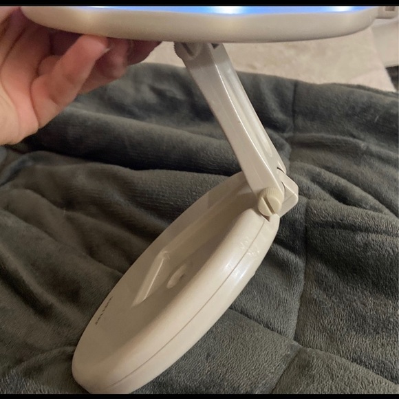 Vintage marykay ringlight mirror - Picture 3 of 3